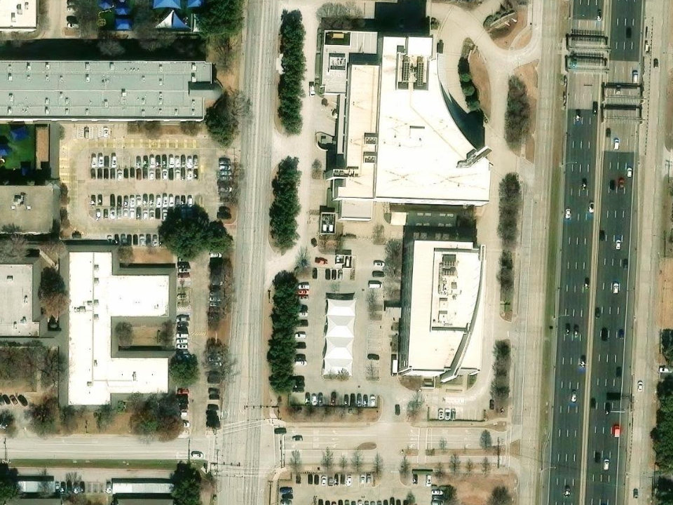 Satellite aerial of 16850 Dallas Pkwy